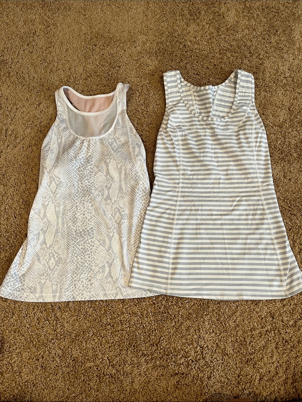 Lululemon Tank Tops Size 4